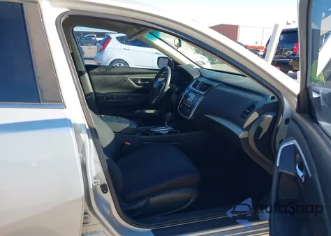 2017 Nissan Altima 2.5 S из США, поврежденный, VIN 1N4AL3AP8HN354006